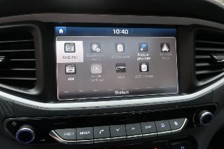 Hyundai Ioniq Premium EV picture 46