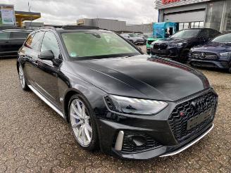 Schadeauto Audi Rs4 Special Edition Avant*HEAD-UP - PANO - KAM* 2021/10