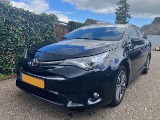 Auto incidentate Toyota Avensis 1.6 D4D TOURING SPORTS F LEASE PRO 2015/12