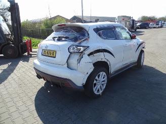 uszkodzony samochody osobowe Nissan Juke 1.6 2015/6