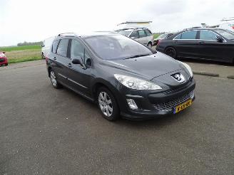 Peugeot 308 SW 1.6 16v THP picture 4