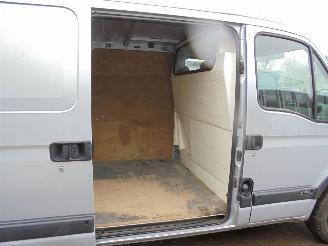Renault Master 2.5 DCI picture 6