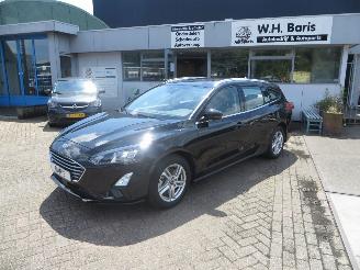 Coche accidentado Ford Focus 1.0 ECOBOOST HYBRID TREND 2021/12