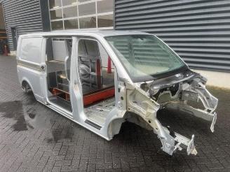 damaged passenger cars Volkswagen Transporter Transporter T6, Van, 2015 2.0 TDI 199 4Motion 2021/3