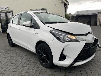 Toyota Yaris 1.5 Hybrid Active picture 1
