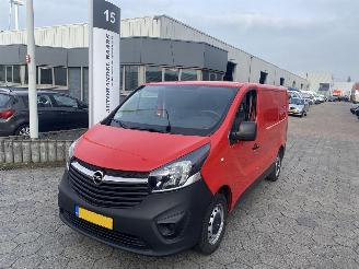 Vaurioauto  passenger cars Opel Vivaro 1.6 CDTI L1H1 Edition 2019/3