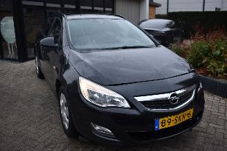 Démontage voiture Opel Astra SPORTS TOURER 2011/10