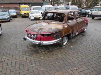 damaged passenger cars Peugeot  Panhard pl17 1963/12