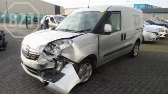 uszkodzony samochody osobowe Opel Combo Combo, Van, 2012 / 2018 1.3 CDTI 16V ecoFlex 2014
