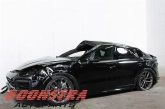 Voiture accidenté Porsche Cayenne Cayenne Coupe (9YB), SUV, 2019 3.0 V6 24V Turbo 2019/6
