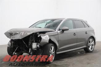 Voiture accidenté Audi A3 A3 Sportback (8VA/8VF), Hatchback 5-drs, 2012 / 2020 1.4 16V g-tron 2014/12