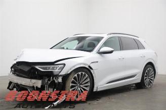 Voiture accidenté Audi E-tron E-tron (GEN), SUV, 2018 55 2018/11