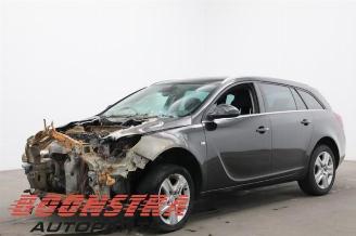 uszkodzony samochody osobowe Opel Insignia Insignia Sports Tourer, Combi, 2008 / 2017 2.0 CDTI 16V 120 ecoFLEX 2014/10