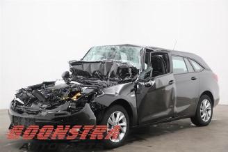 uszkodzony samochody osobowe Opel Astra Astra K Sports Tourer, Combi, 2015 / 2022 1.2 Turbo 12V 2020/11
