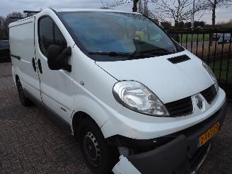 Renault Trafic 2.0 dci Automaaat picture 3