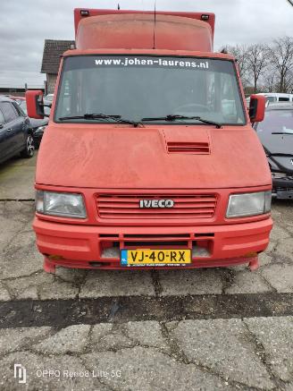 Démontage voiture Iveco Daily 2.5 td 1990/11