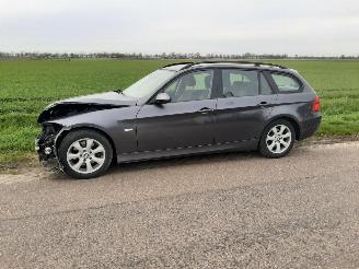 demontáž osobní automobily BMW 3-serie 320 6-bak 2008/3
