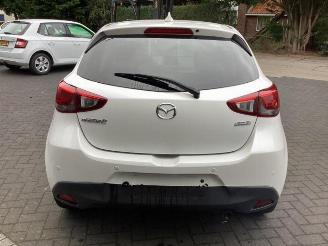 Mazda 2  picture 6