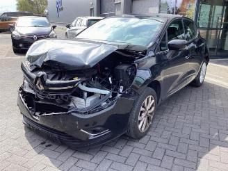 Vaurioauto  passenger cars Renault Clio Clio IV (5R), Hatchback 5-drs, 2012 / 2021 0.9 Energy TCE 90 12V 2019/9