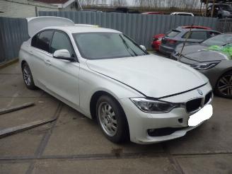 danneggiata veicoli commerciali BMW 3-serie  2013/1
