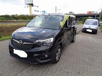 damaged commercial vehicles Opel Combo  2019/1