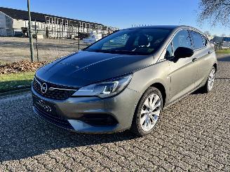 damaged passenger cars Opel Astra 1.4i AUTOMAAT / CLIMA / CRUISE / NAVI / PDC 2021/5