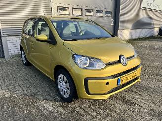 Volkswagen Up 1.0i 5 DEURS / AIRCO / PDC picture 3