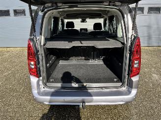 Opel Combo 1.2i 5PERS / NAVI / CRUISE / CAMERA / PDC picture 19