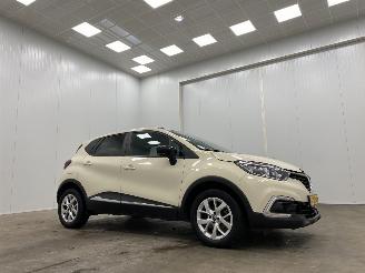 Auto incidentate Renault Captur 0.9 TCe Limited Navi Airco 2019/11