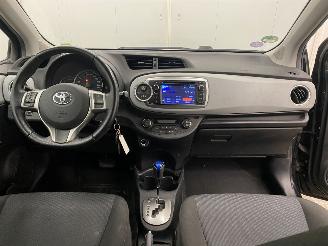 Toyota Yaris 1.5 Full Hybrid Aspiration Navi Airco picture 11