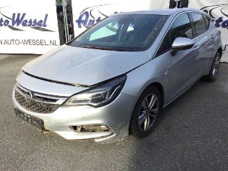 škoda osobní automobily Opel Astra 1.4 2017/2