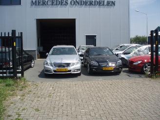 voitures fourgonnettes/vécules utilitaires Mercedes E-klasse E212 220 CDI 2011/1