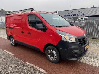 damaged commercial vehicles Renault Trafic 1.6 DCI L1H1 AIRCO KLIMA 2016/1