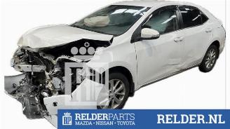 dommages fourgonnettes/vécules utilitaires Toyota Corolla Corolla (E15), Sedan, 2007 1.6 Dual VVT-i 16V 2014/3