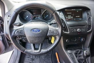 Ford Focus 1.0 74kW Navigatie Trend Edition picture 15