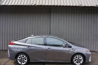 Voiture accidenté Toyota Prius 1.8 PHV PLUG-IN AUTOMAAT JBL / LED / CAMERA 2019/7