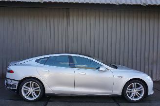 uszkodzony samochody osobowe Tesla Model S 85 85kWh 270kW Panoramadak leder 2014/9