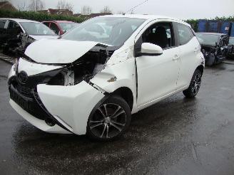 Coche accidentado Toyota Aygo  2016/1