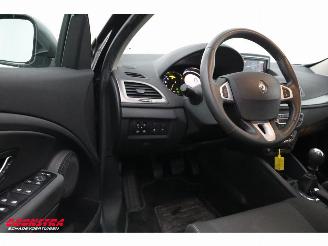 Renault Mégane 1.5 dCi Expression Navi Clima Cruise PDC picture 23
