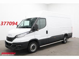 damaged passenger cars Iveco Daily 35S14 Hi-Matic Clima Cruise Bluetooth AHK 68.586 km! 2020/12