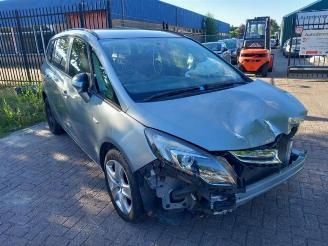 škoda osobní automobily Opel Zafira  2014/10