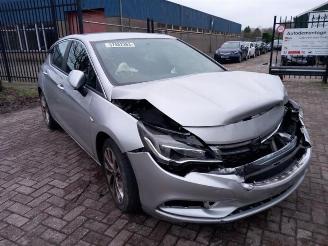 damaged passenger cars Opel Astra Astra K, Hatchback 5-drs, 2015 / 2022 1.0 Turbo 12V 2016/10