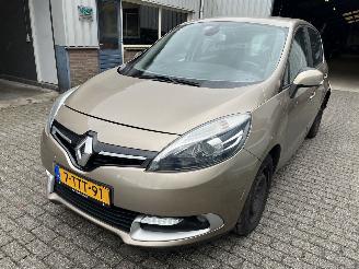 Démontage voiture Renault Scenic 1.2 TCe 2014/5