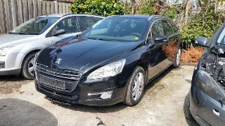 dommages motocyclettes  Peugeot 508 1.6 hdi 2011/8