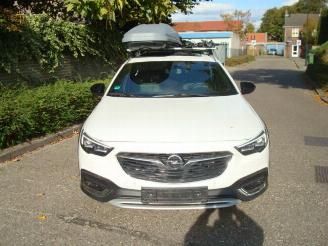 Avarii autoturisme Opel Insignia 2.0 TURBO 4X4 COUNTRY 260PK!! 2017/11