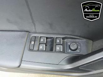 Seat Leon Leon (KLB), Hatchback 5-drs, 2019 1.5 eTSI 16V picture 16