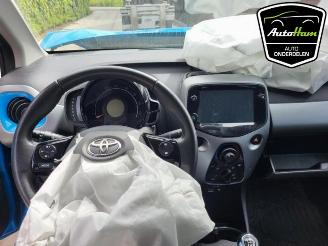 Toyota Aygo Aygo (B40), Hatchback, 2014 1.0 12V VVT-i picture 15