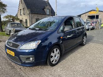 Salvage car Ford Focus C-Max 2.0-16V Sport, CLIMA, PDC ENZ 2005/1