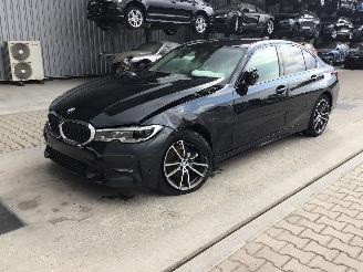 uszkodzony samochody osobowe BMW 3-serie 320i 2021/1