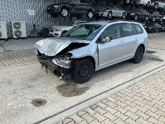 Unfallwagen Volkswagen Golf VII Variant 1.2 TSI 2014/2